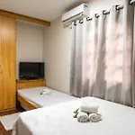 Δωμάτια σε οικογενειακή κατοικία Art House Old Town