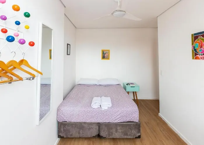 Art House Old Town Homestay *